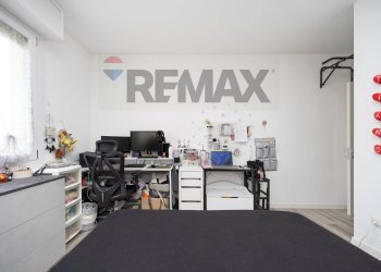Camera / camera da letto - Three-room apartment Via Cimabue
 
1, Pioltello - photo 19