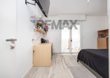 Camera / camera da letto - Three-room apartment Via Cimabue
 
1, Pioltello - photo 24
