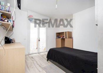 Camera / camera da letto - Three-room apartment Via Cimabue
 
1, Pioltello - photo 25