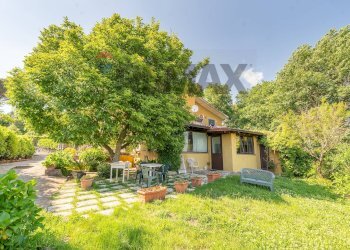 Giardino - Casa semi indipendente Via dei Tigli
1, Nemi - foto 3