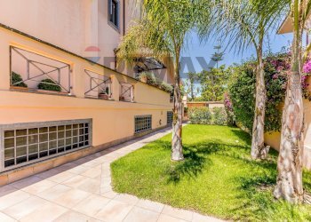 Giardino - Semi-detached house VIA MARINA DI SORSO
 
25, Fiumicino - photo 7
