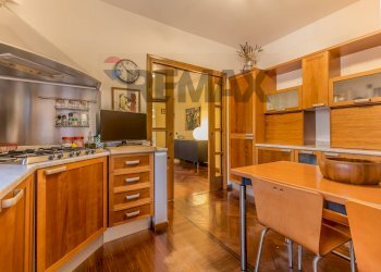 Cucina - Semi-detached house VIA MARINA DI SORSO
 
25, Fiumicino - photo 20