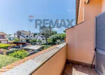 Balcone - Semi-detached house VIA MARINA DI SORSO
 
25, Fiumicino - photo 34