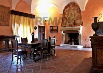 Sala da pranzo - Castello VIA XXV Aprile, Castelletto Cervo - foto 4