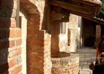 Casa all\'aperto - Castello VIA XXV Aprile, Castelletto Cervo - foto 32