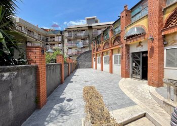 Edificio all\'aperto - Locale Commerciale Via Principe
 
14, Gaggi - foto 5