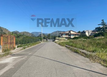 Edificio all\'aperto - Building land contrada recanati, Motta Camastra - photo 5