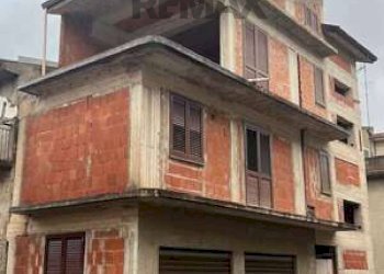 Edificio all\'aperto - Casa indipendente VIA LUIGI RIZZO
 
4, Acquedolci - foto 3