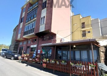 Edificio all\'aperto - Appartamento Viale Paolo e Caterina Savoca
68, Enna - foto 1