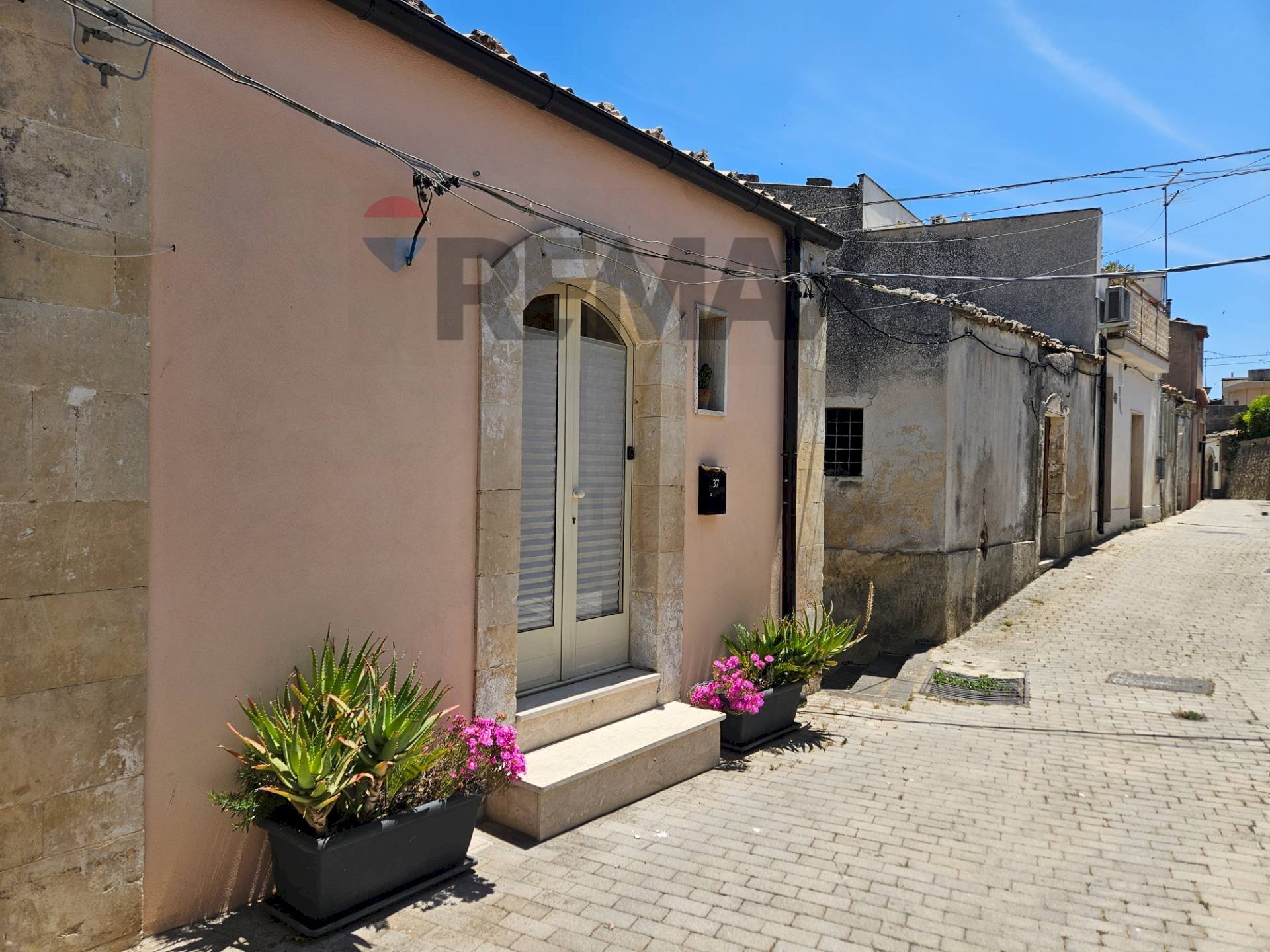 Casa all\'aperto - Casa indipendente VIA GORGIA
 
37, Palazzolo Acreide - foto 1