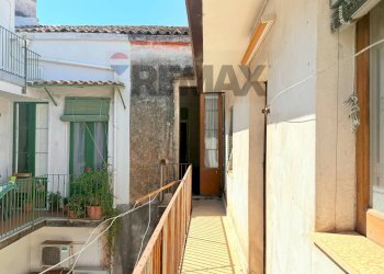 Balcone - Independent house Corso Italia
 
71, Riposto - photo 21
