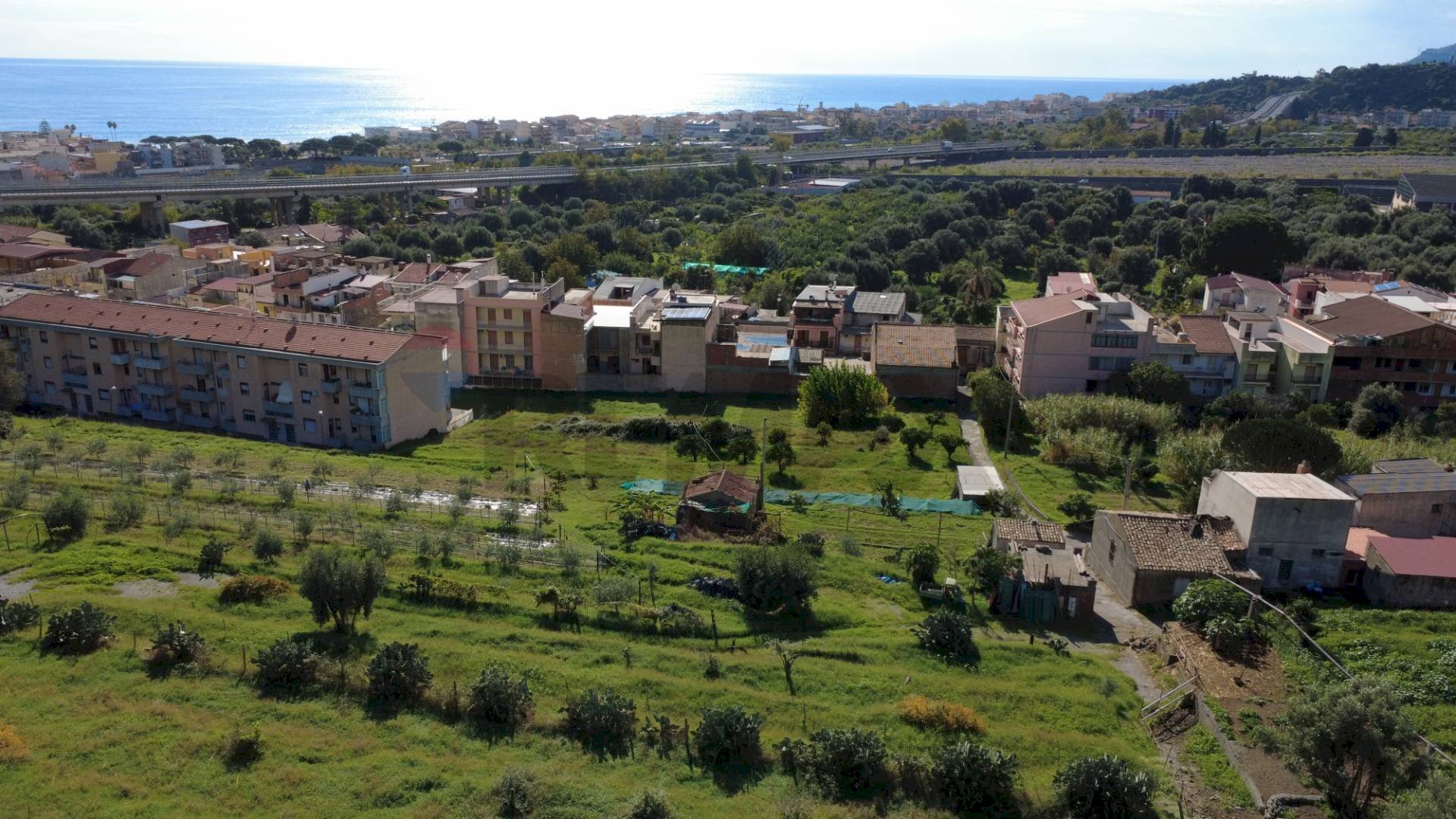 Vista delle montagne - Terreno edificabile VIA CESARE BATTISTI, Furci Siculo - foto 2