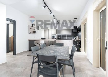 Sala da pranzo - Appartamento Via Stazione Motta
 
81, Motta Sant'Anastasia - foto 25