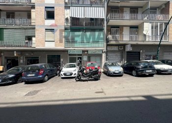 Edificio all\'aperto - Locale Commerciale Via Tiberio
32, Napoli - foto 15