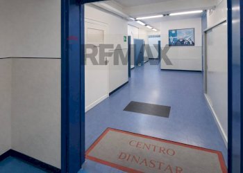 Hall / corridoio - Commercial Premises via Carlo Pisacane
29, Napoli - photo 12