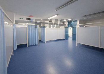 Stanza vuota - Commercial Premises via Carlo Pisacane
29, Napoli - photo 20