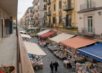 Edificio all\'aperto - Commercial Premises via Carlo Pisacane
29, Napoli - photo 25