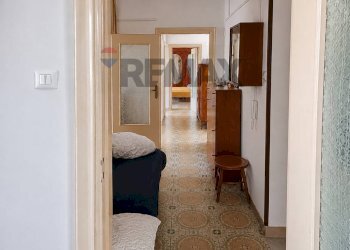 Hall / corridoio - Apartment Piazza Cavour
131, Napoli - photo 4