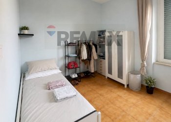 Camera / camera da letto - Apartment Piazza Cavour
131, Napoli - photo 5