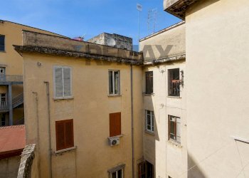 Edificio all\'aperto - Apartment Piazza Cavour
131, Napoli - photo 13
