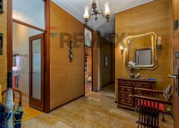 Hall / corridoio - Appartamento Via Dei Galliari
 
11, Bergamo - foto 6