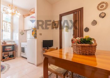 Sala da pranzo - Appartamento Via Cesare Battisti
 
135, Farnese - foto 14