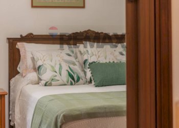 Camera / camera da letto - Appartamento Via Cesare Battisti
 
135, Farnese - foto 18