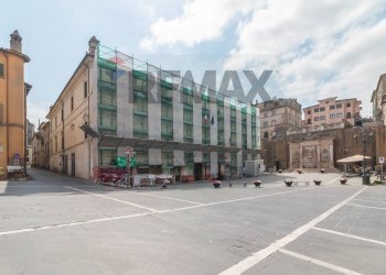 Edificio all\'aperto - Appartamento Via Cesare Battisti
 
135, Farnese - foto 31