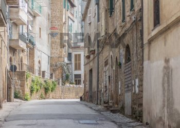 Edificio all\'aperto - Appartamento Via Cesare Battisti
 
135, Farnese - foto 32