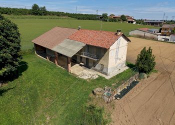 foto con drone - Independent house Frazione San Grato, Piozzo - photo 1