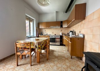 cucina - Independent house Frazione San Grato, Piozzo - photo 3