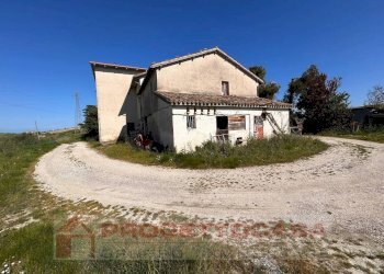 Foto 3 - Rustico Poggio di Bretta
 
122, Ascoli Piceno - foto 3