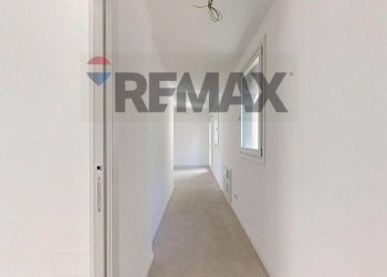 Hall / corridoio - Four-room apartment Via Gino Pollini
 
10/1, Milano - photo 20