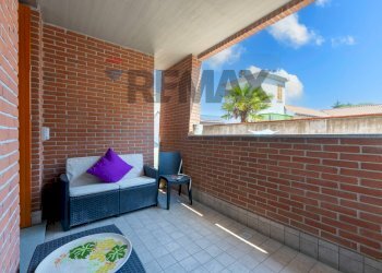 Terrazza - Four-room apartment Via Vittorio Alfieri
 
14, Legnano - photo 10