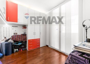 Camera / camera da letto - Four-room apartment Via Vittorio Alfieri
 
14, Legnano - photo 20