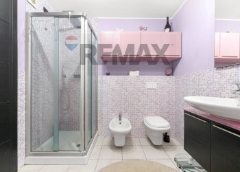 Bagno - Four-room apartment Via Vittorio Alfieri
 
14, Legnano - photo 26