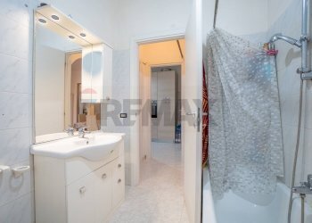 Bagno - Apartment Via Colle Selce, Roma - photo 38