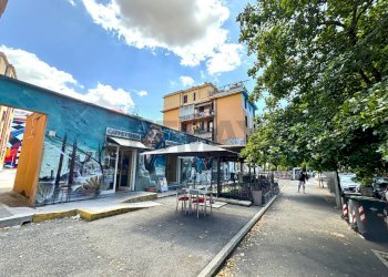 Edificio all\'aperto - Attività Commerciale Viale Di Tor Marancia, Roma - foto 1