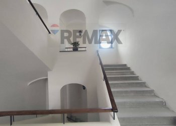 Scale - Appartamento Via Nuova Detta Palmentiello
 
130, Napoli - foto 1