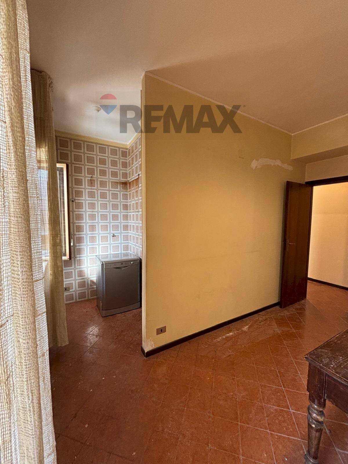 Stanza vuota - Appartamento Via Mariano D'amelio
 
46, Palermo - foto 3