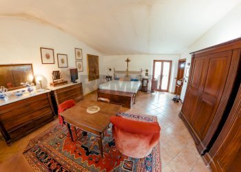 Sala da pranzo - Villa Via Di Santa Maria Di Galeria
504, Roma - photo 16