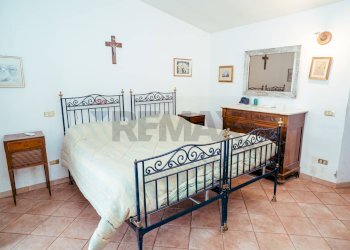 Camera / camera da letto - Villa Via Di Santa Maria Di Galeria
504, Roma - photo 19