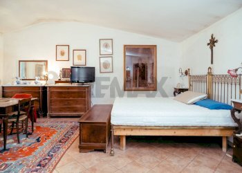 Camera / camera da letto - Villa Via Di Santa Maria Di Galeria
504, Roma - photo 25