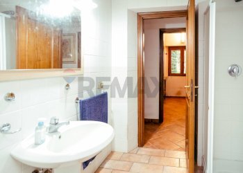 Bagno - Villa Via Di Santa Maria Di Galeria
504, Roma - photo 28