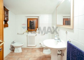 Bagno - Villa Via Di Santa Maria Di Galeria
504, Roma - photo 29