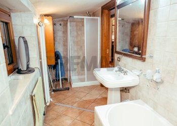 Bagno - Villa Via Di Santa Maria Di Galeria
504, Roma - photo 32