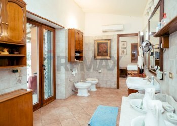 Bagno - Villa Via Di Santa Maria Di Galeria
504, Roma - photo 36