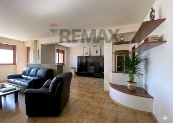 Soggiorno - Four-room apartment via Colle dell'Ara
 
92, Chieti - photo 2