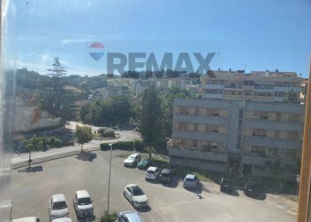 Edificio all\'aperto - Four-room apartment via Colle dell'Ara
 
92, Chieti - photo 12