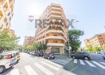 Edificio all\'aperto - Attività Commerciale Via San Remo
8, Roma - foto 24